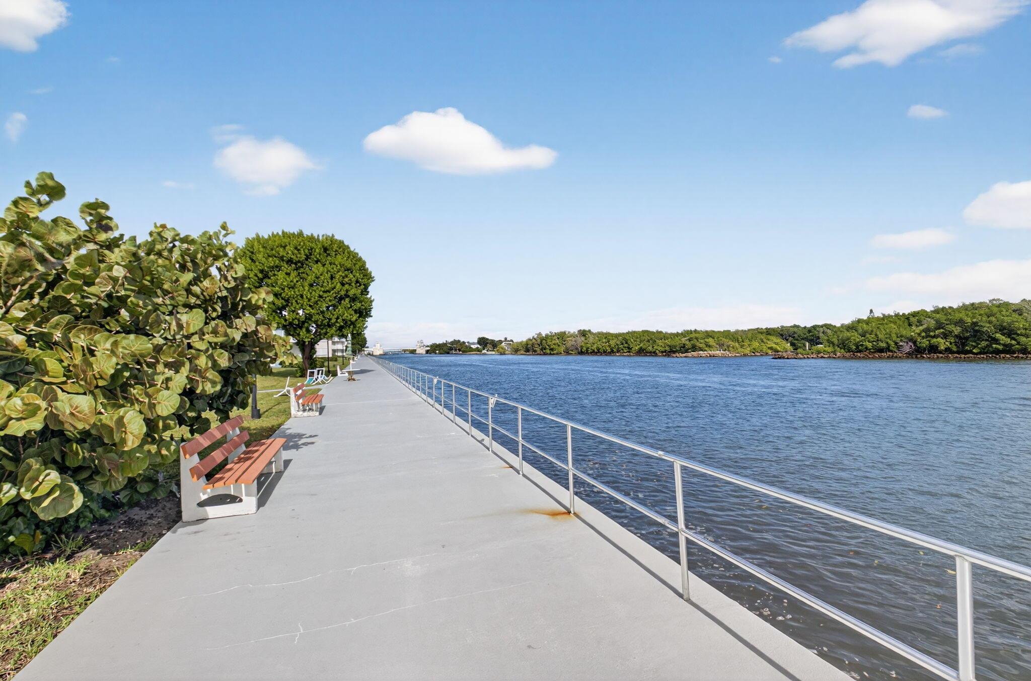 STERLING VILLAGE 770 COND - Residential