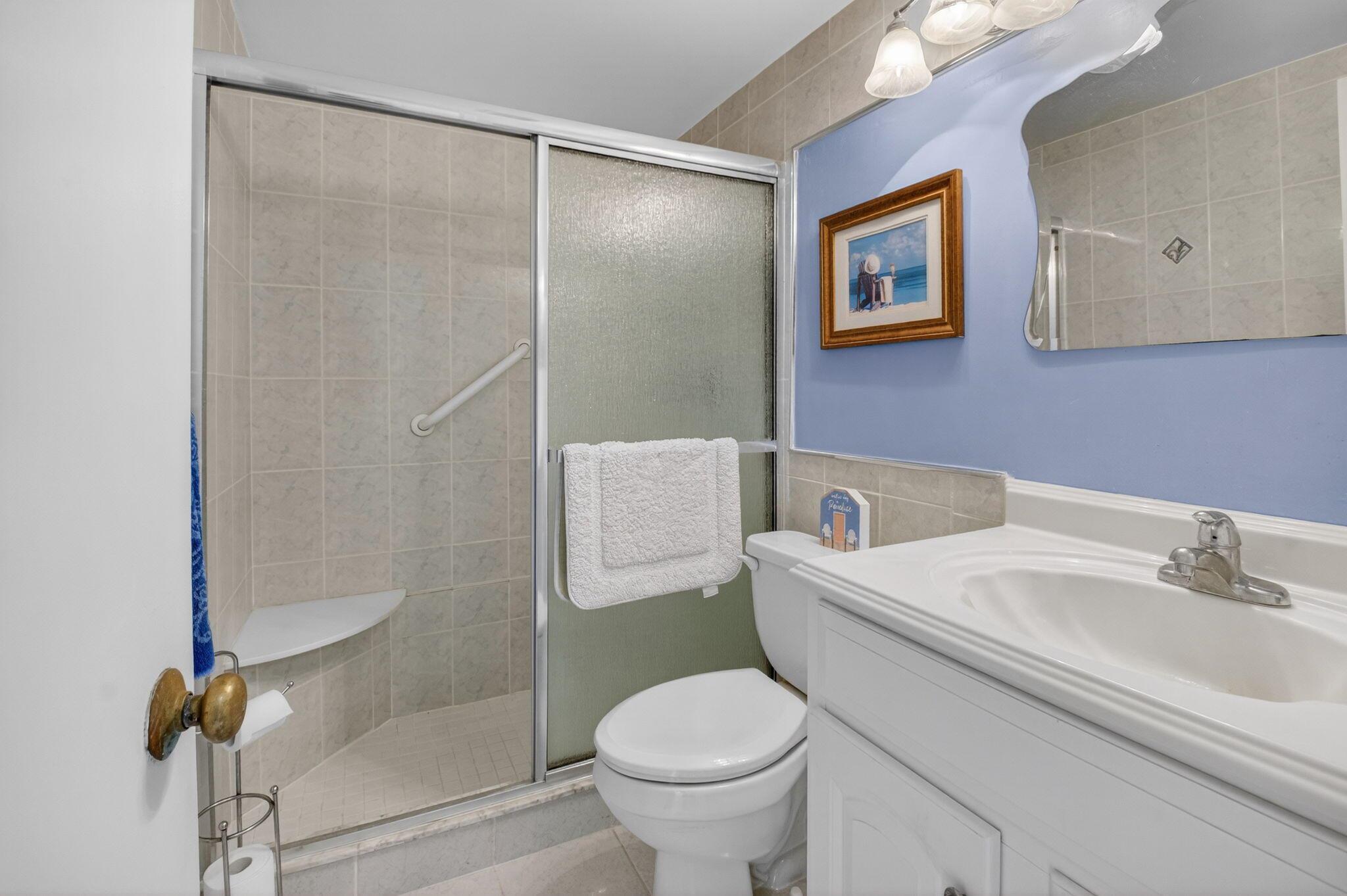 STERLING VILLAGE 770 COND - Residential