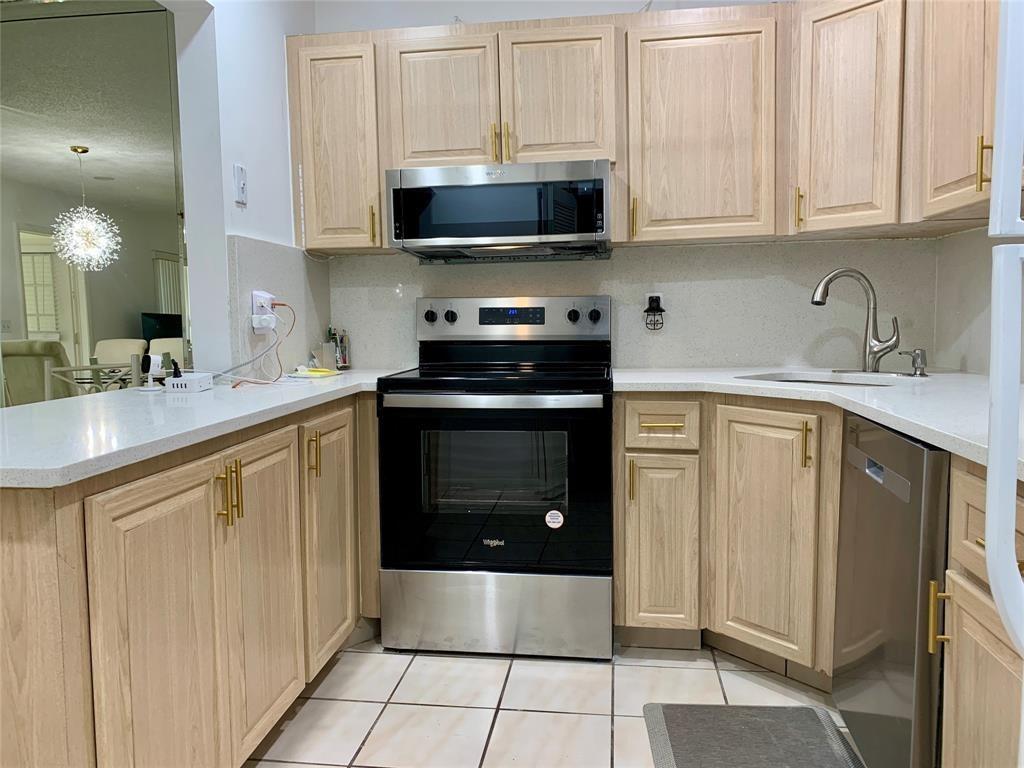 Pine Ridge Condo 03 South - Residential Lease