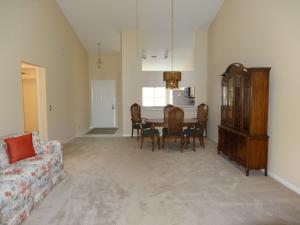 VILLAS OF GLENGARY - Residential