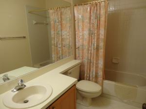 VILLAS OF GLENGARY - Residential