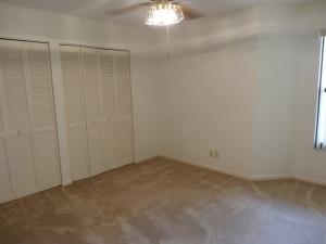 VILLAS OF GLENGARY - Residential