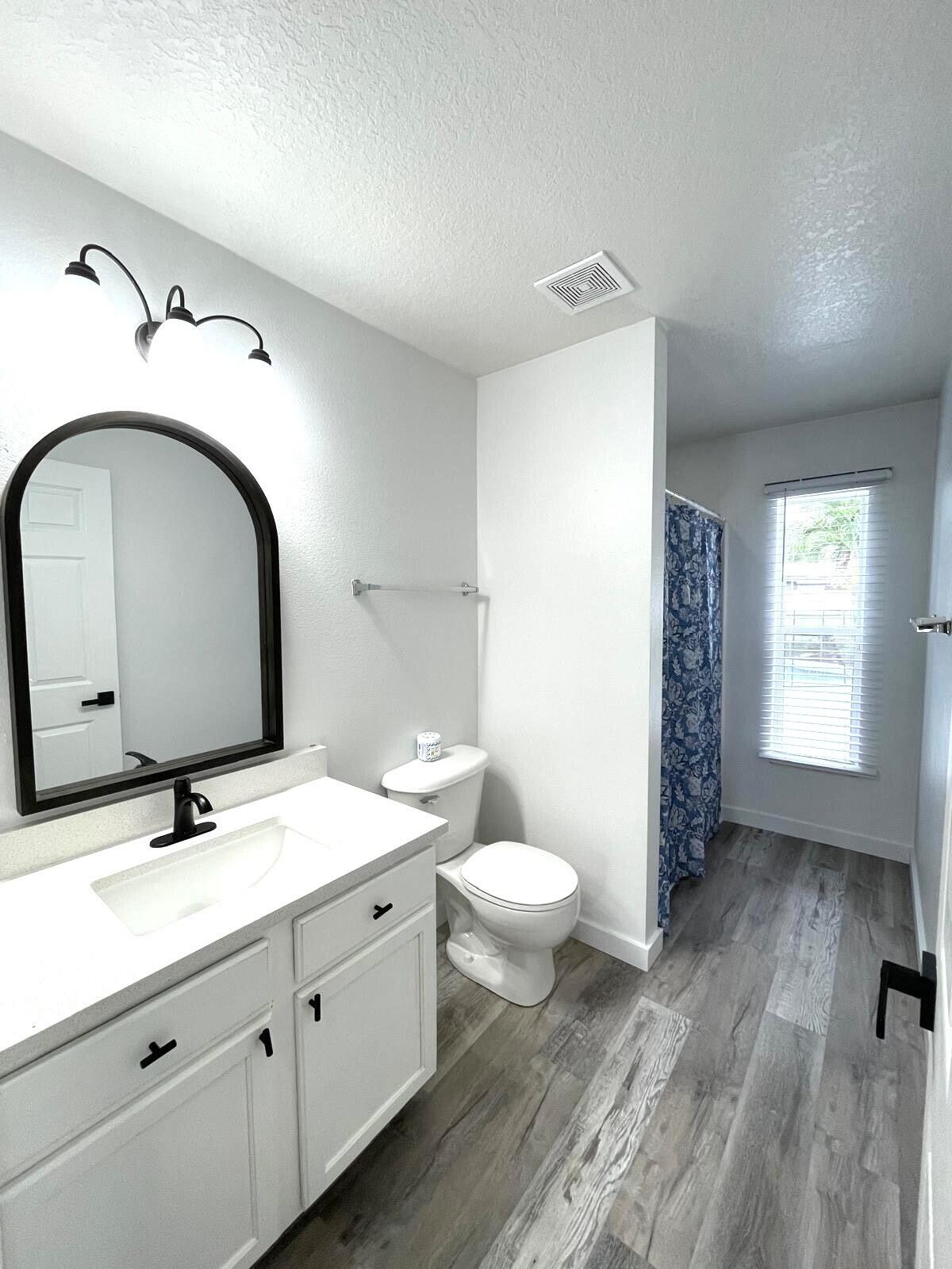 PORT ST LUCIE SECTION 8 - Residential Lease