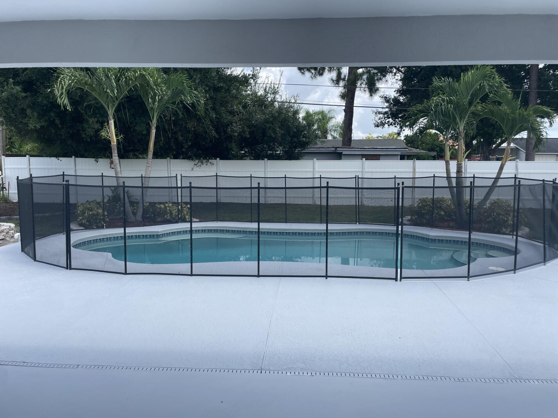 PORT ST LUCIE SECTION 8 - Residential Lease