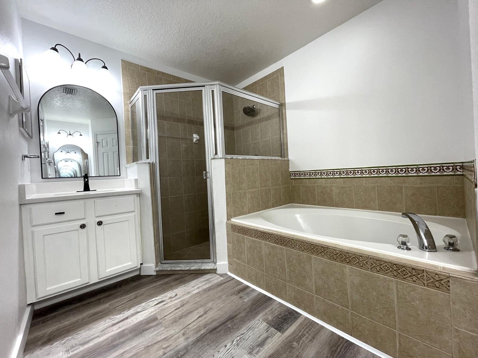 PORT ST LUCIE SECTION 8 - Residential Lease