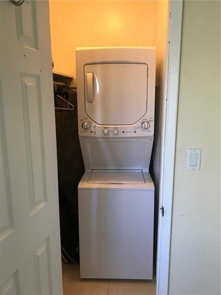CORAL RIDGE LANDINGS - Residential