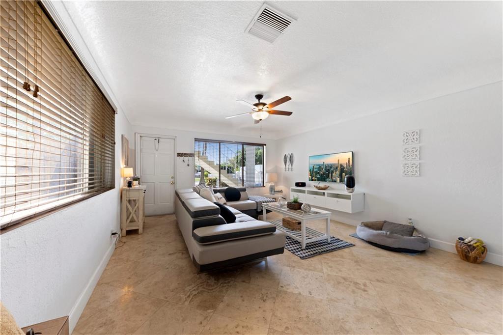 CORAL RIDGE LANDINGS - Residential