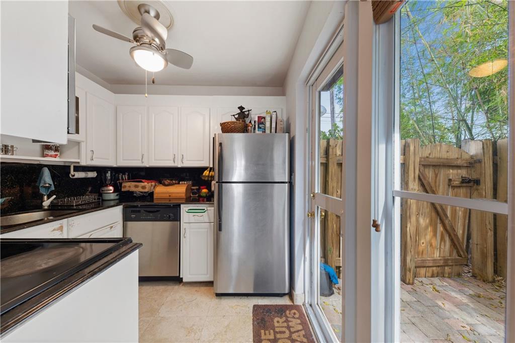 CORAL RIDGE LANDINGS - Residential
