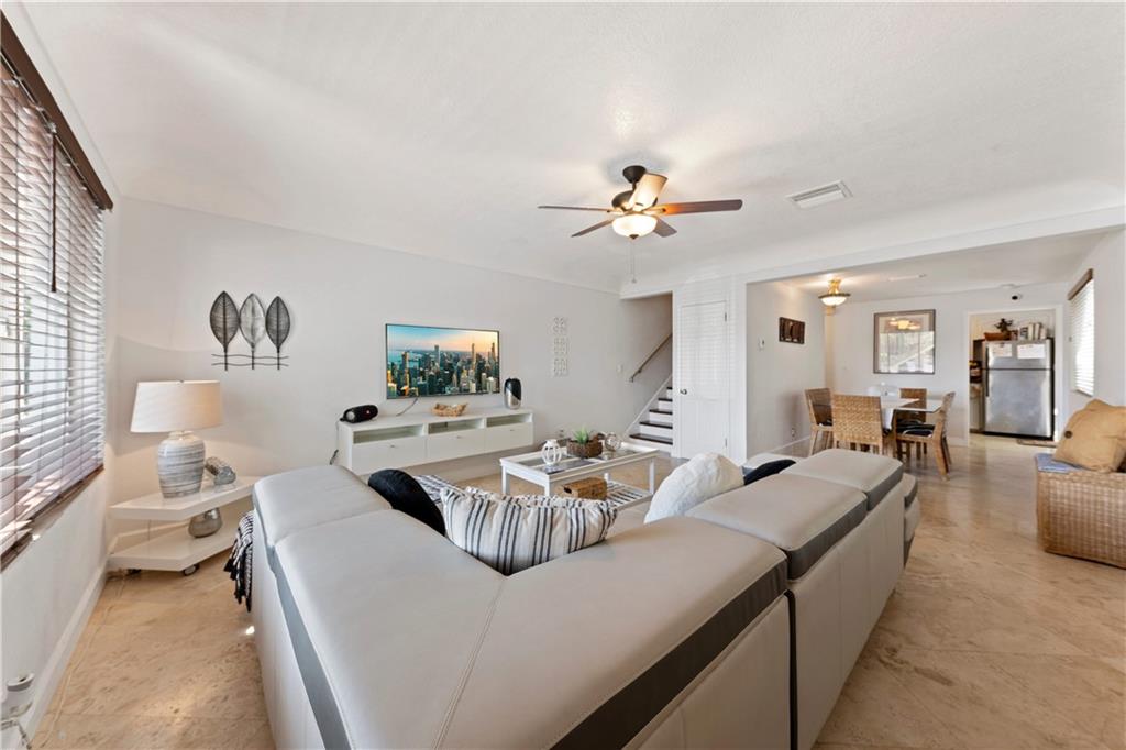 CORAL RIDGE LANDINGS - Residential