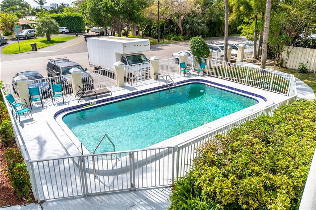 CORAL RIDGE LANDINGS - Residential