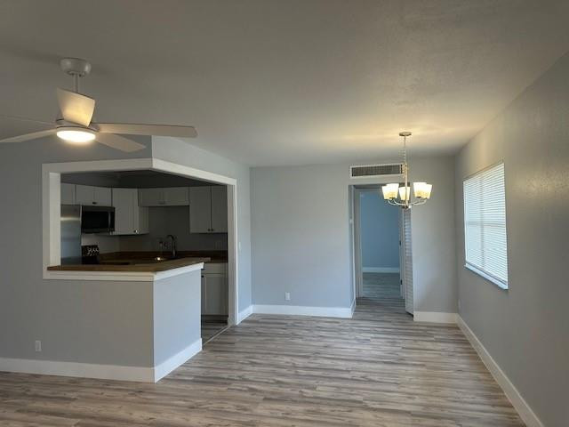 KINGS POINT - Residential