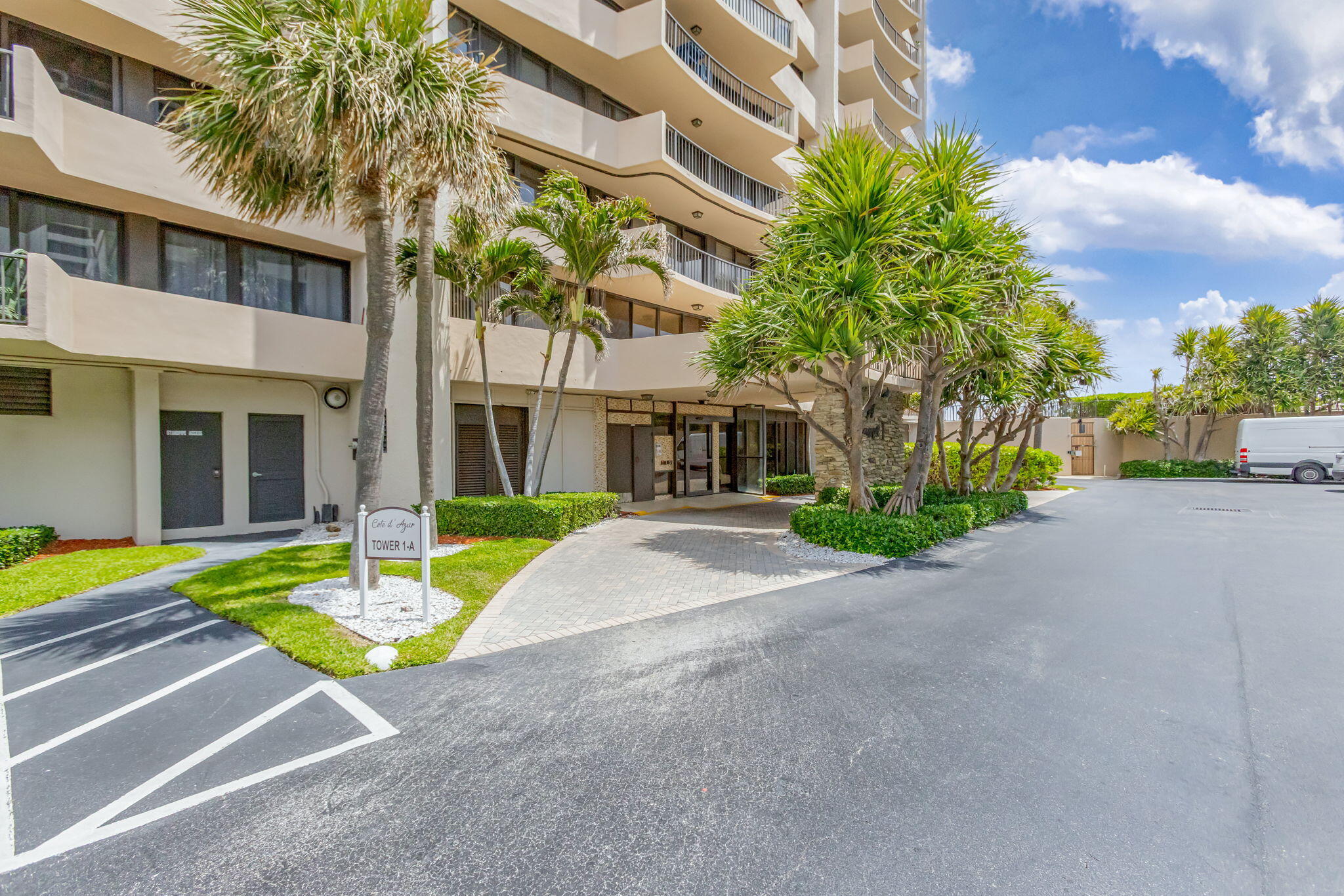 COTE D AZUR - Residential