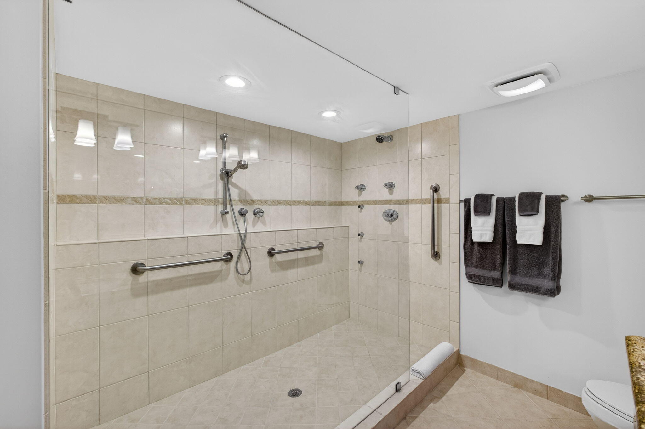 COTE D AZUR - Residential