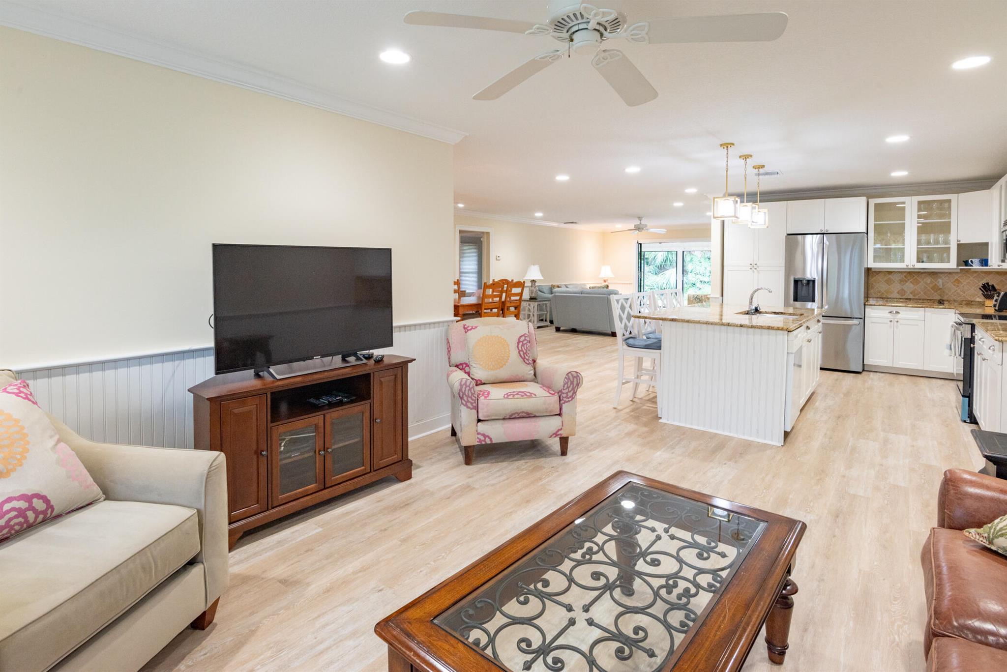 WILLIAMSBURG VILLAS CONDO - Residential