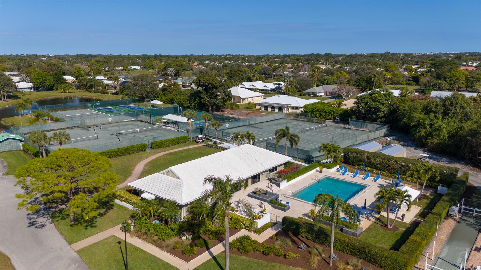 WILLIAMSBURG VILLAS CONDO - Residential