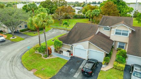 A home in Deerfield Beach