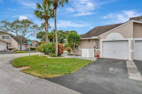 A home in Deerfield Beach