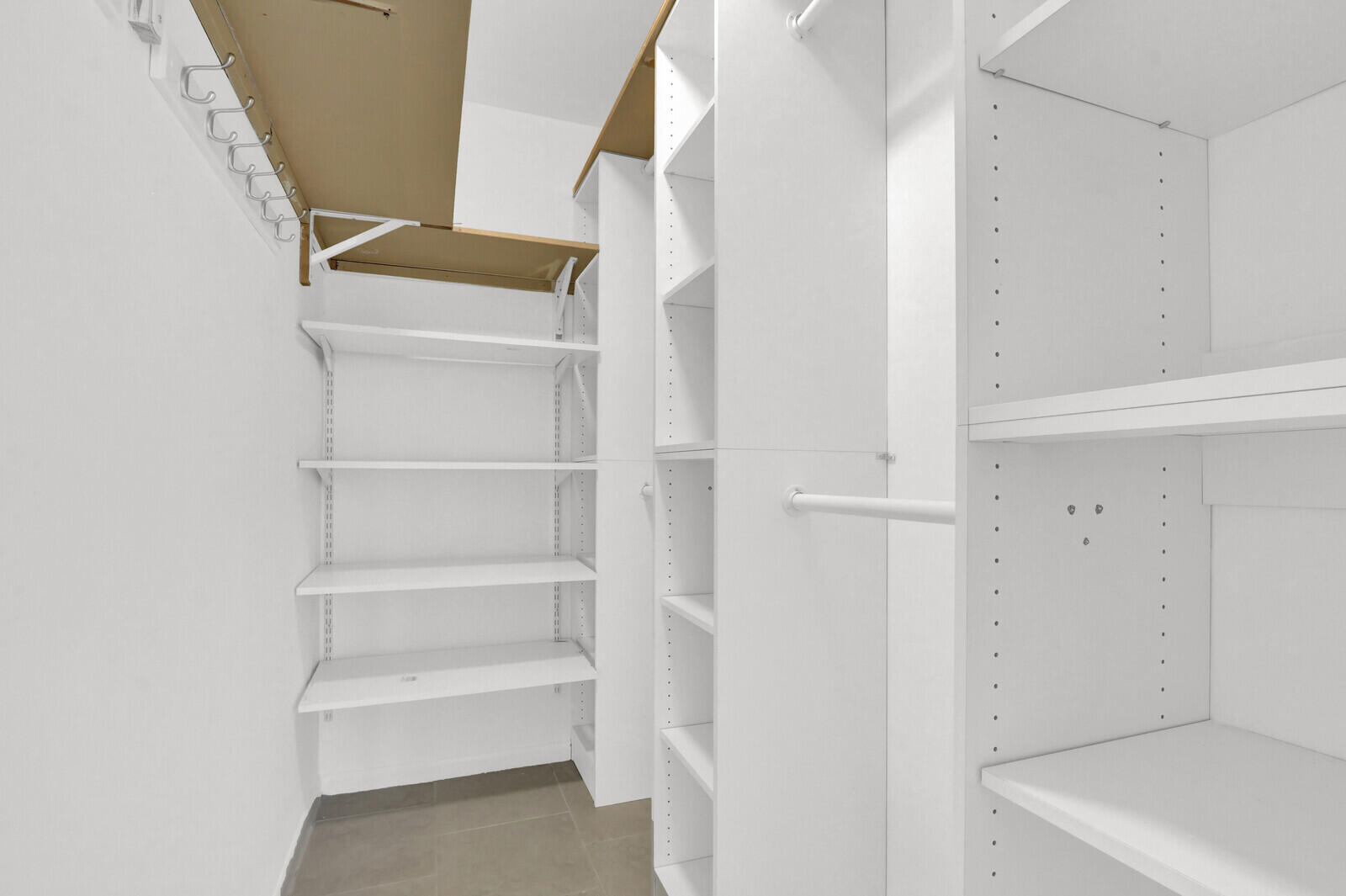 NORWICH CONDO - Residential