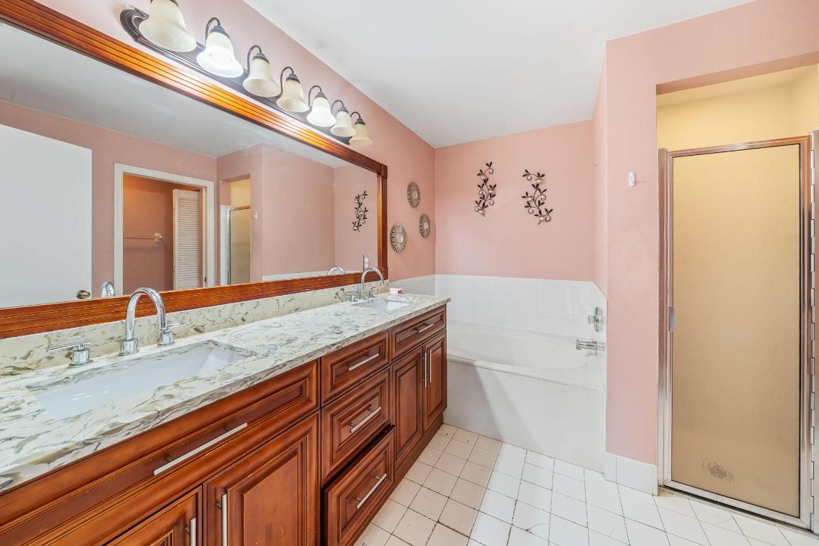 WHISPERING PINES - Residential