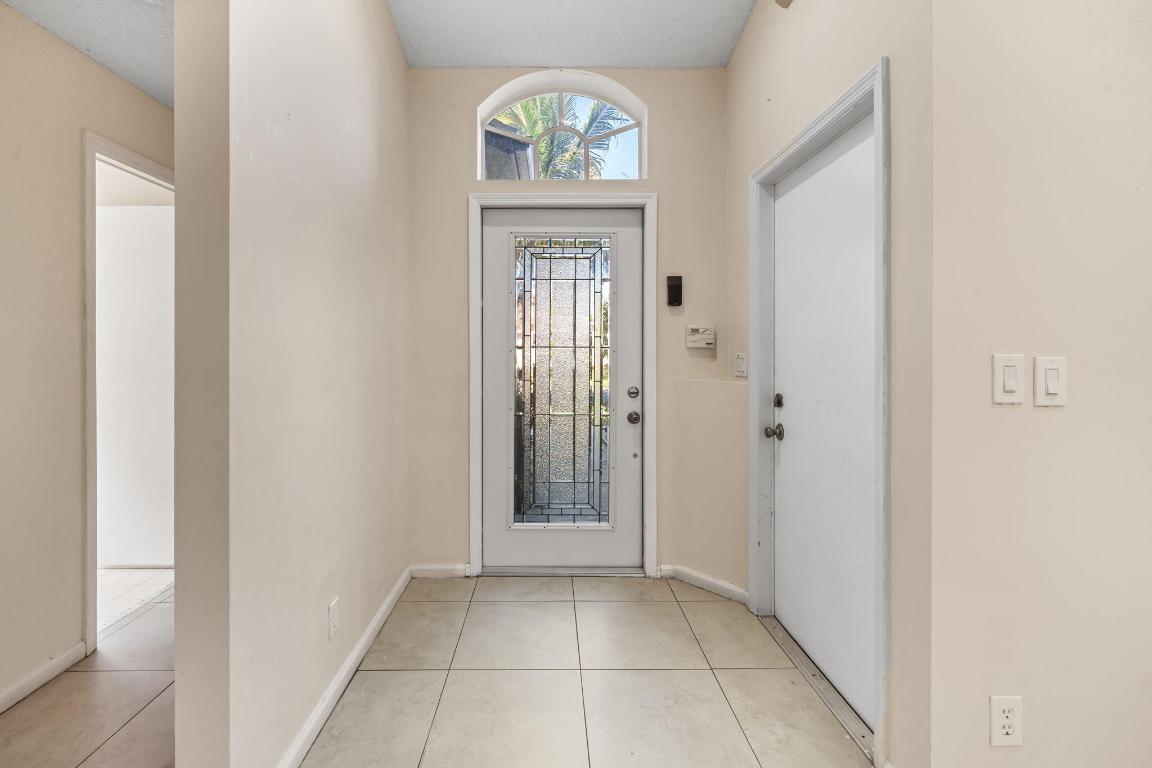 WHISPERING PINES - Residential