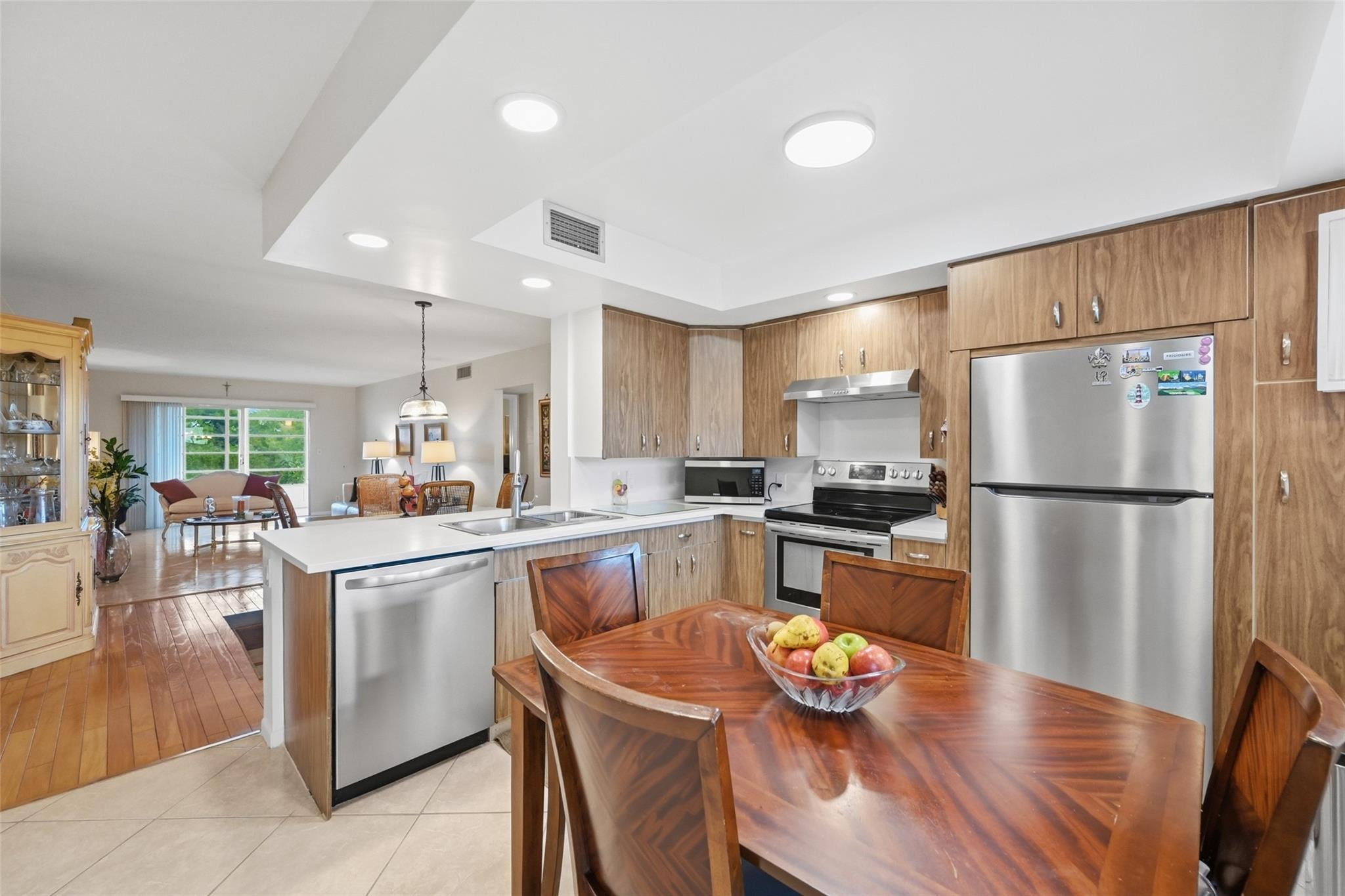 WYNMOOR VILLAGE - Residential