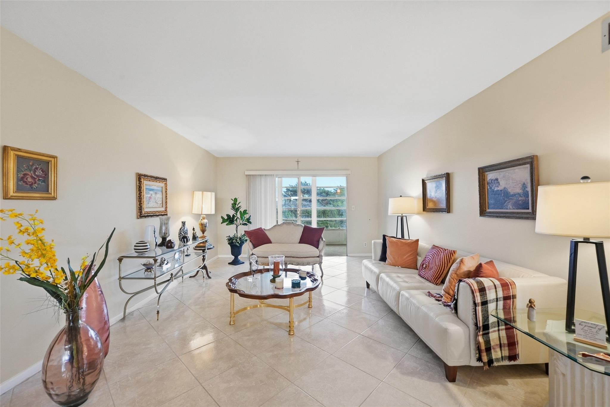 WYNMOOR VILLAGE - Residential