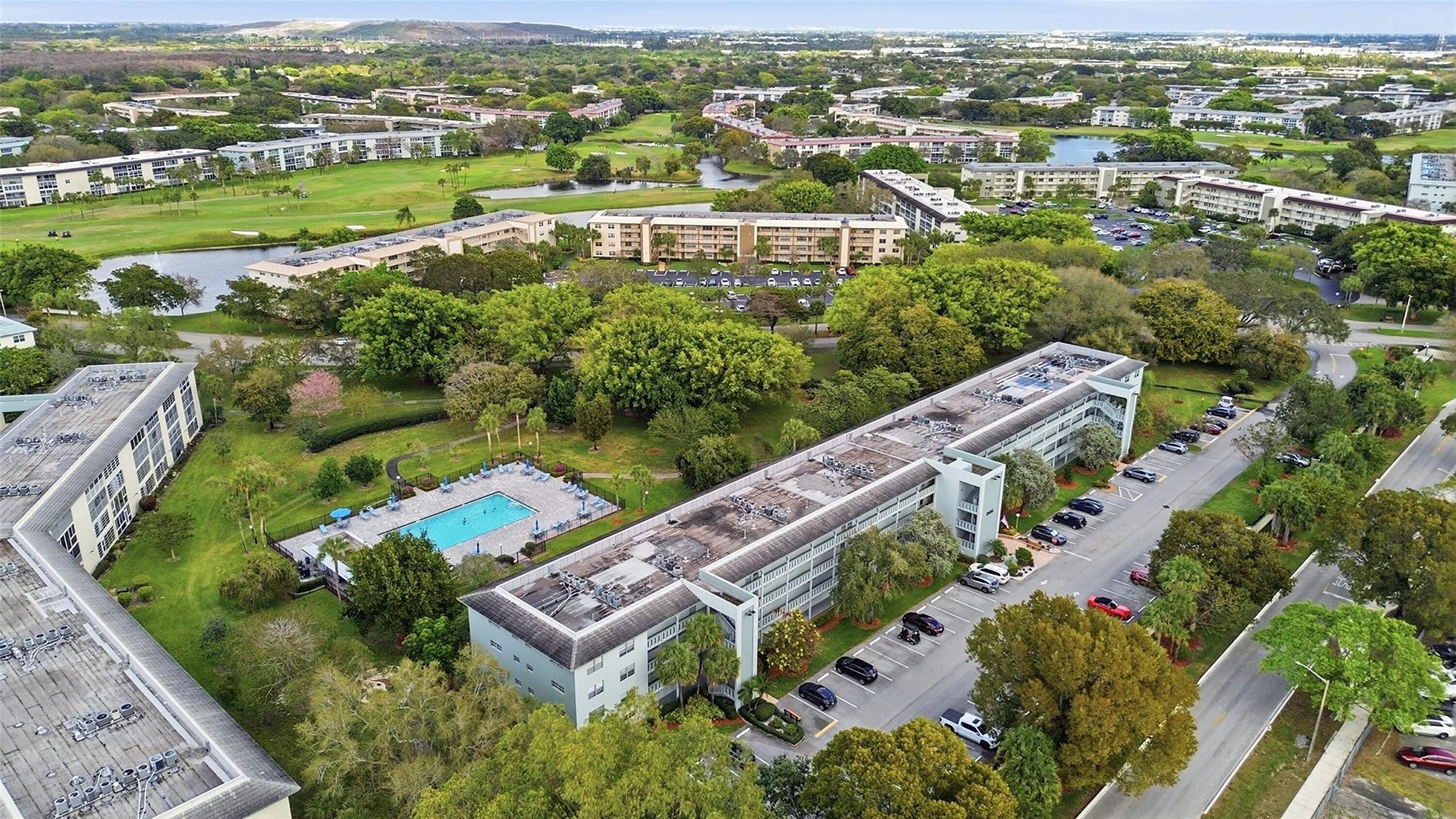 WYNMOOR VILLAGE - Residential