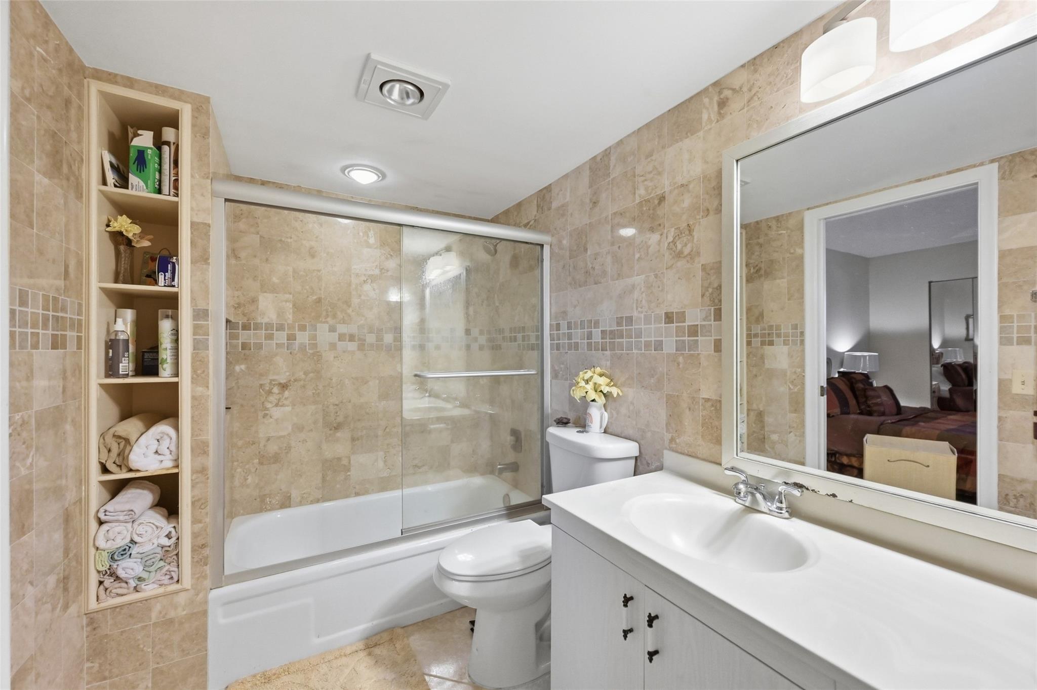 WYNMOOR VILLAGE - Residential