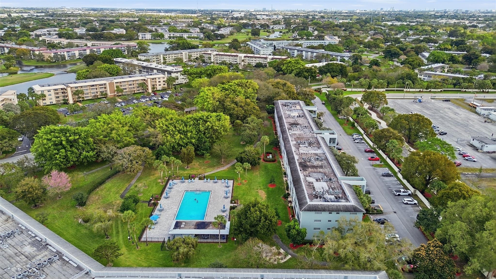 WYNMOOR VILLAGE - Residential