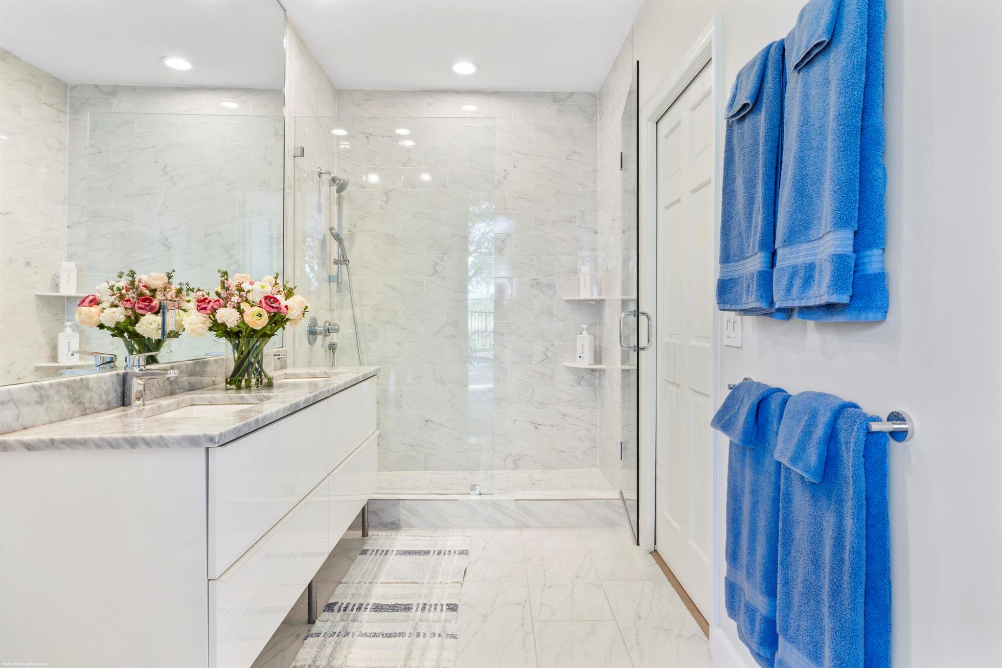 LAKEFIELD OF THE LANDINGS - Residential Lease