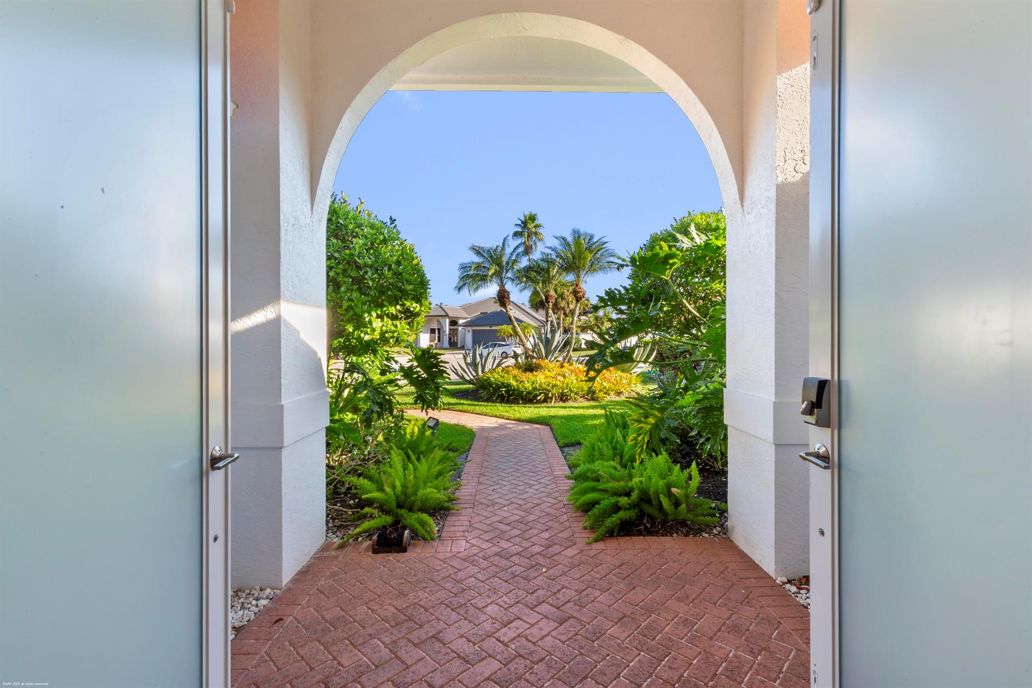 LAKEFIELD OF THE LANDINGS - Residential Lease