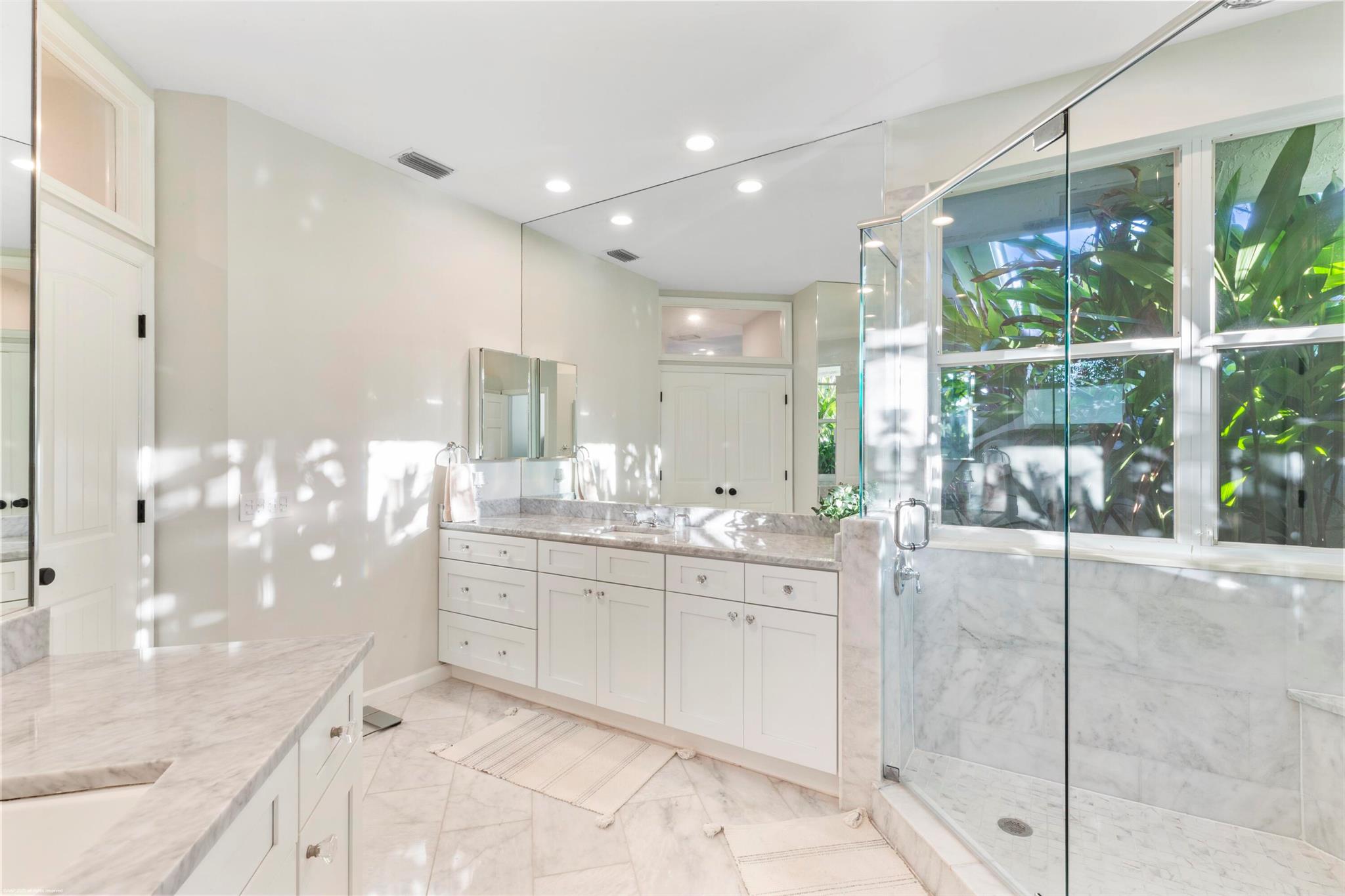 LAKEFIELD OF THE LANDINGS - Residential Lease