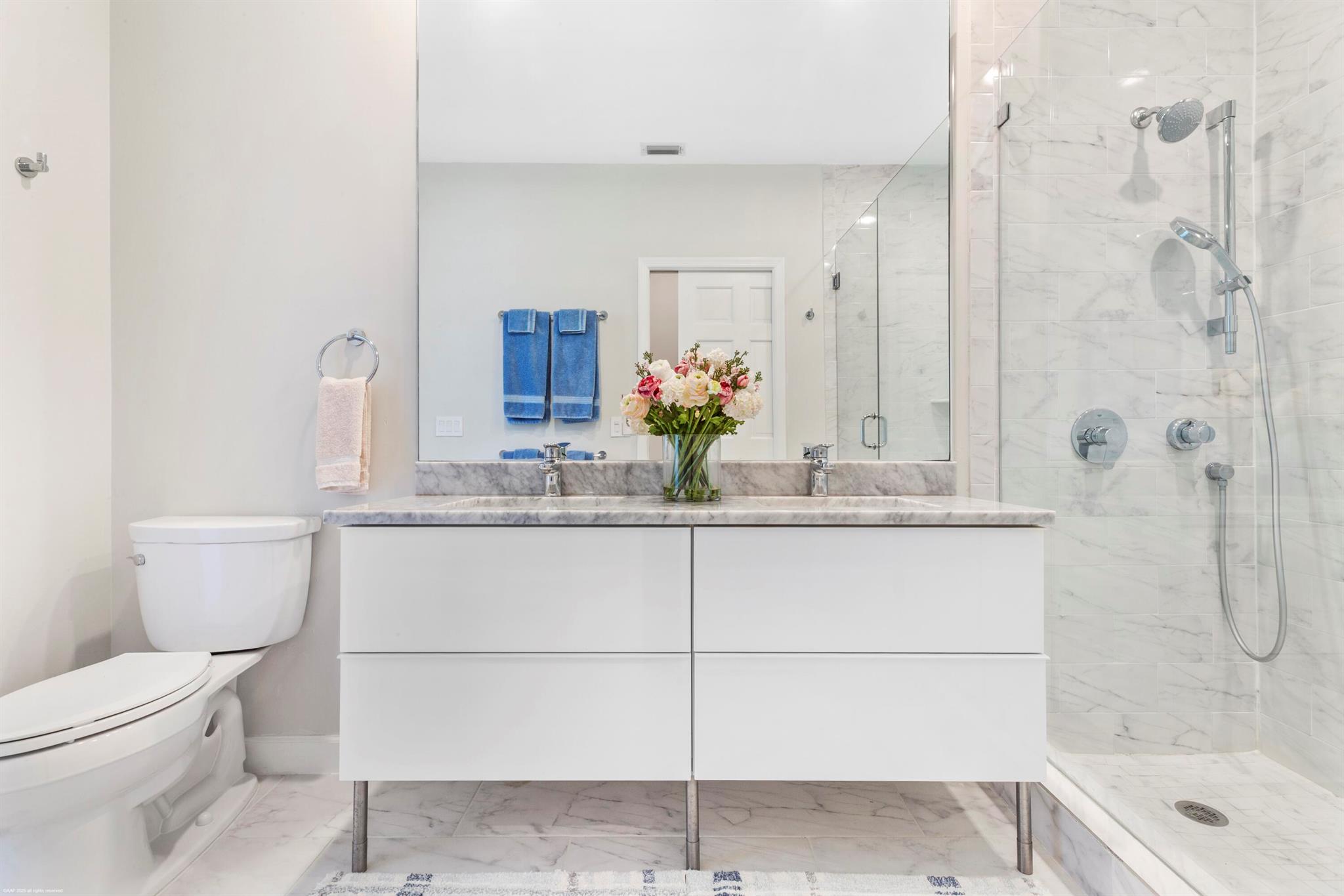 LAKEFIELD OF THE LANDINGS - Residential Lease