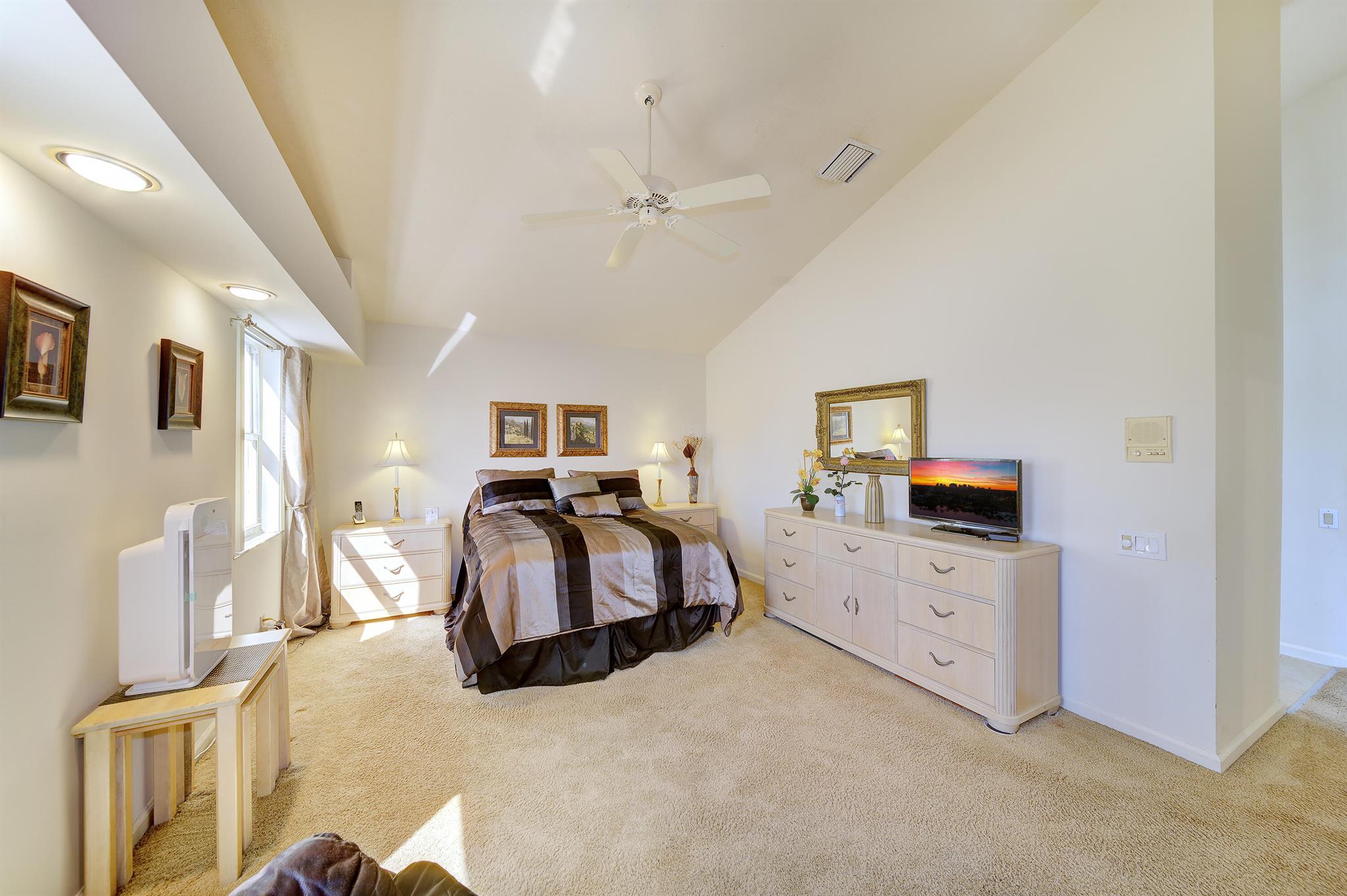 SAWGRASS LAKES HOMES - Residential