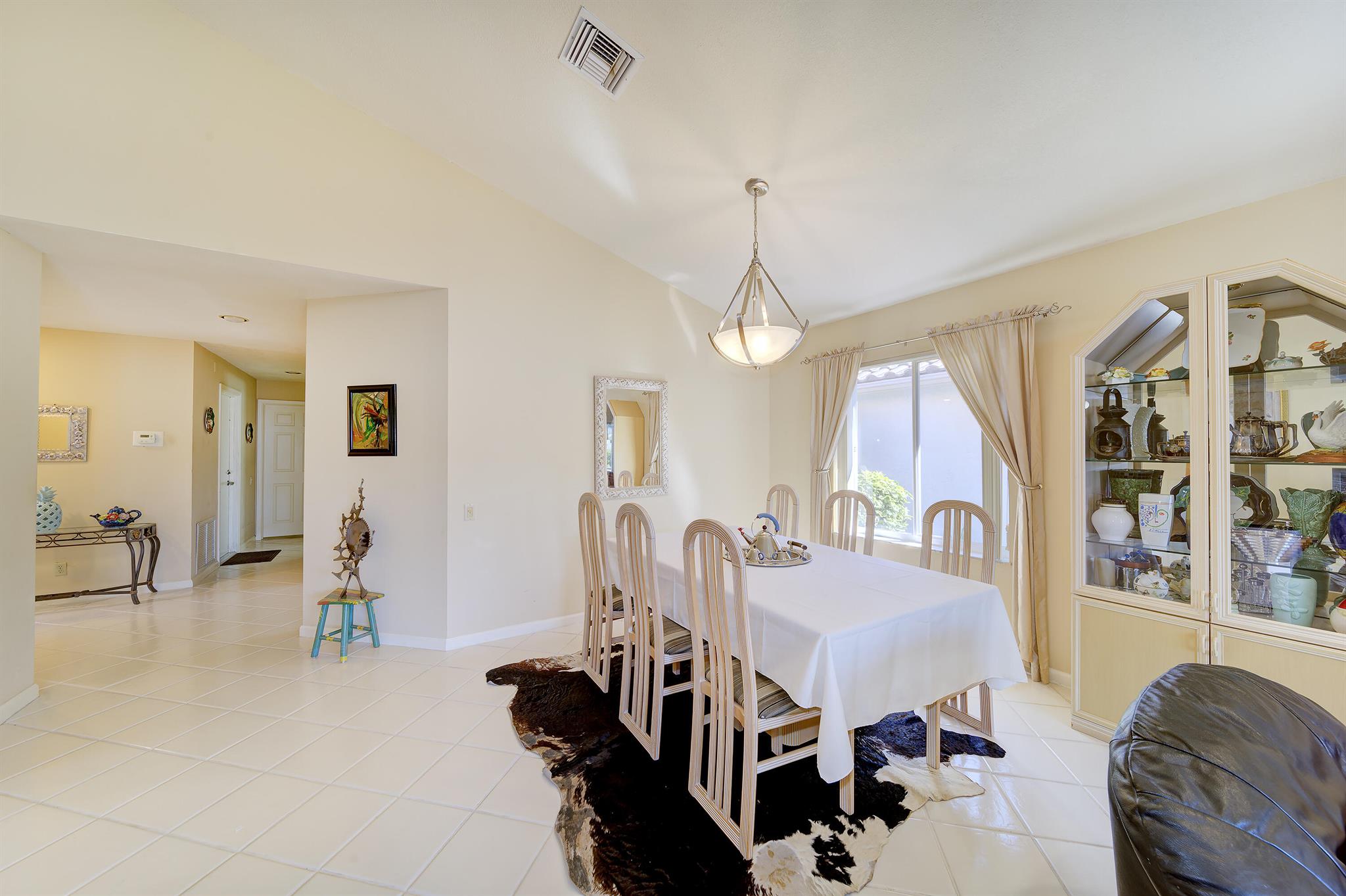 SAWGRASS LAKES HOMES - Residential