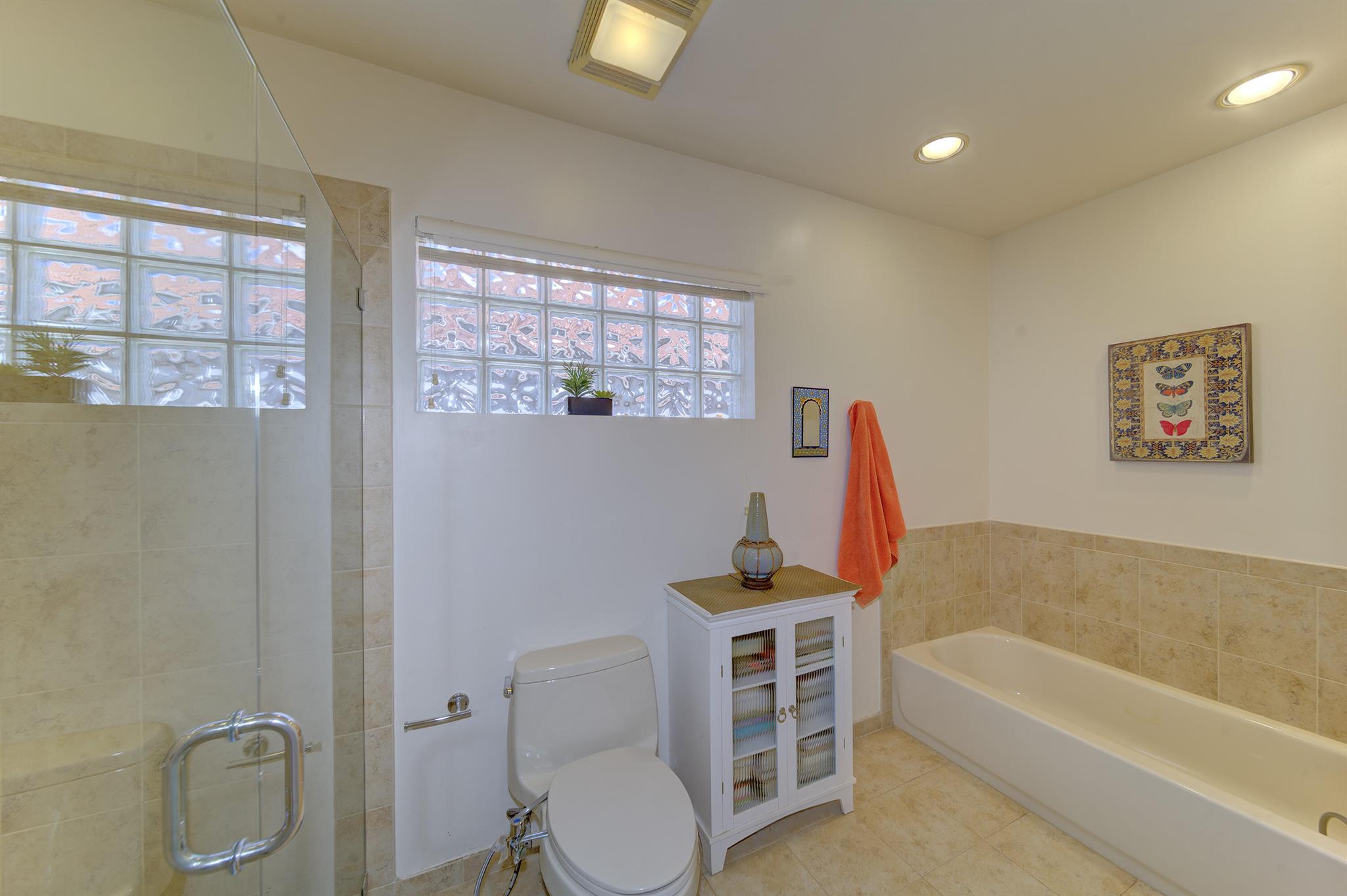 SAWGRASS LAKES HOMES - Residential