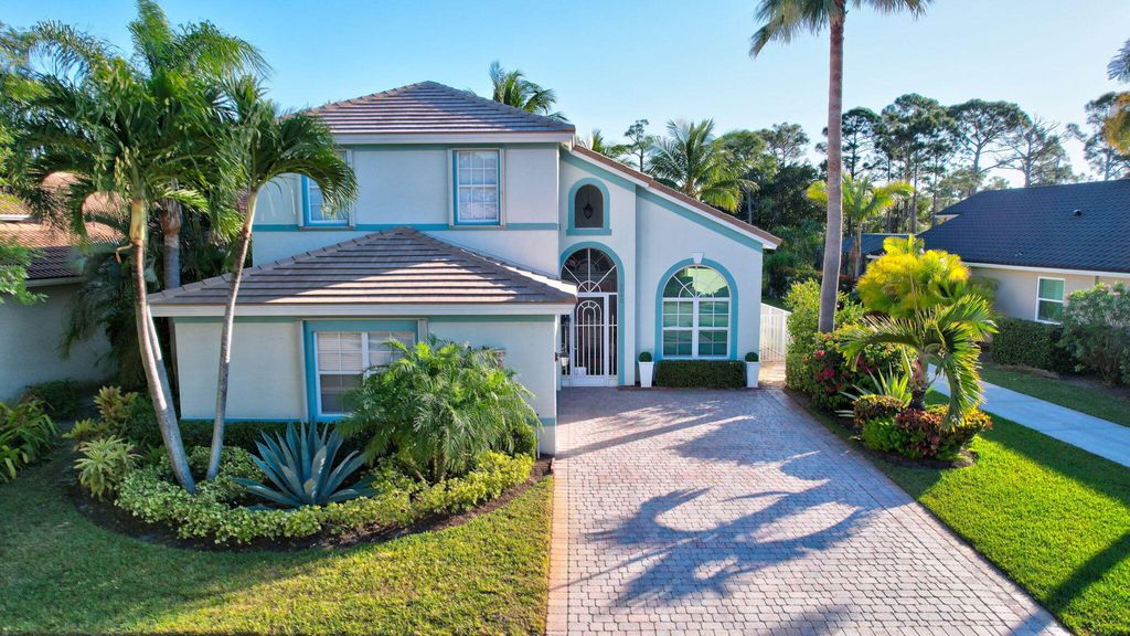Photo of 6840 SE Twin Oaks Circle, Stuart, FL 34997 (MLS # R11053092)