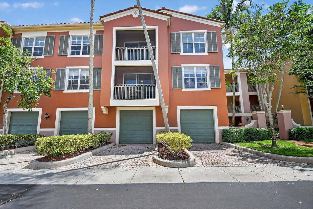 Photo of 11740 St Andrews Place #206, Wellington, FL 33414 (MLS # B26036659)