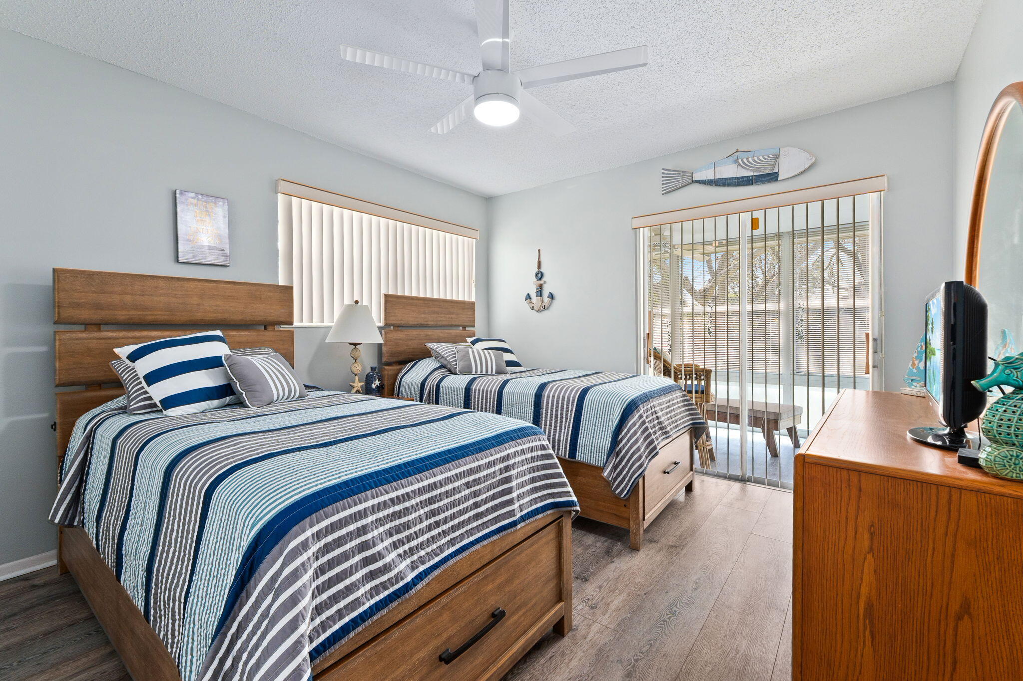 CEDAR POINTE CONDO - Residential