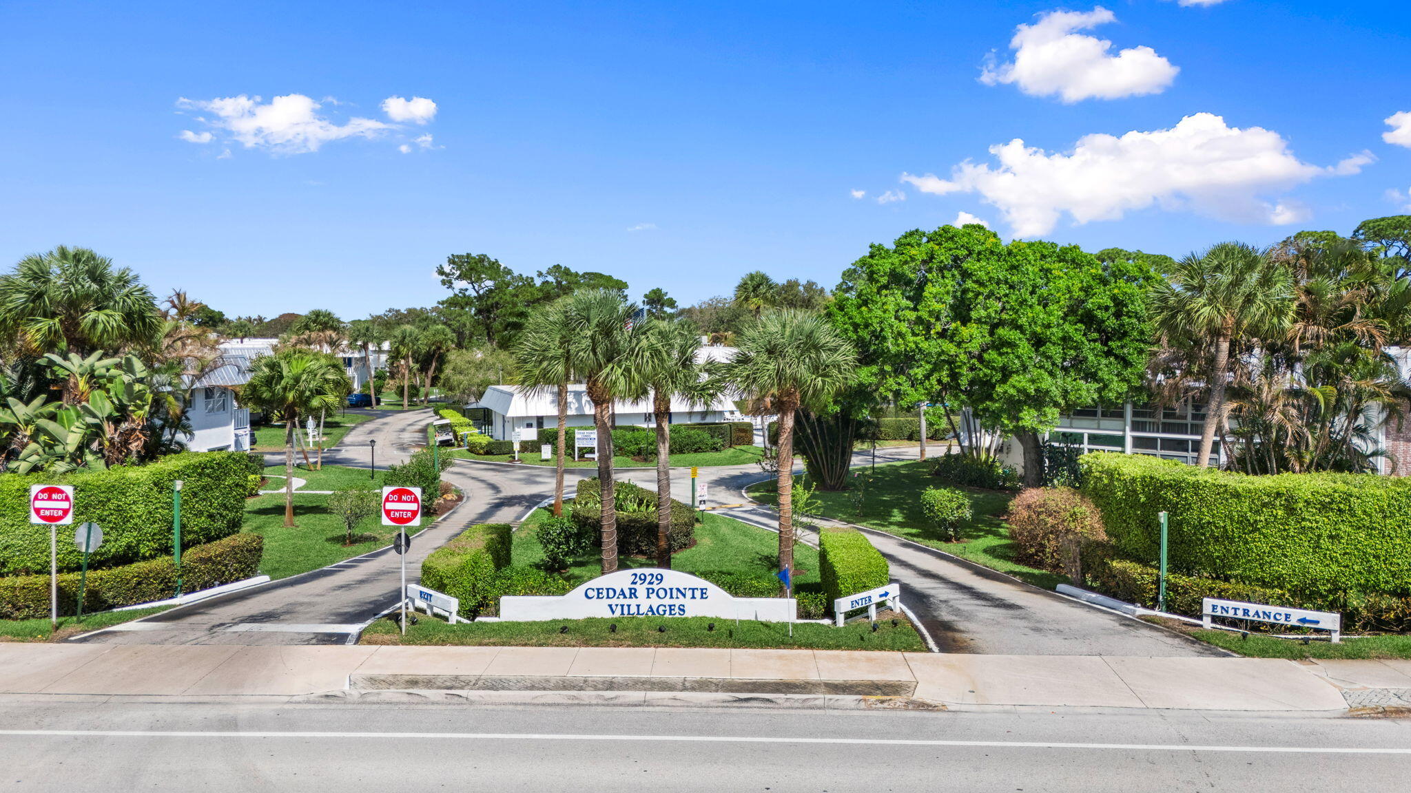 CEDAR POINTE CONDO - Residential