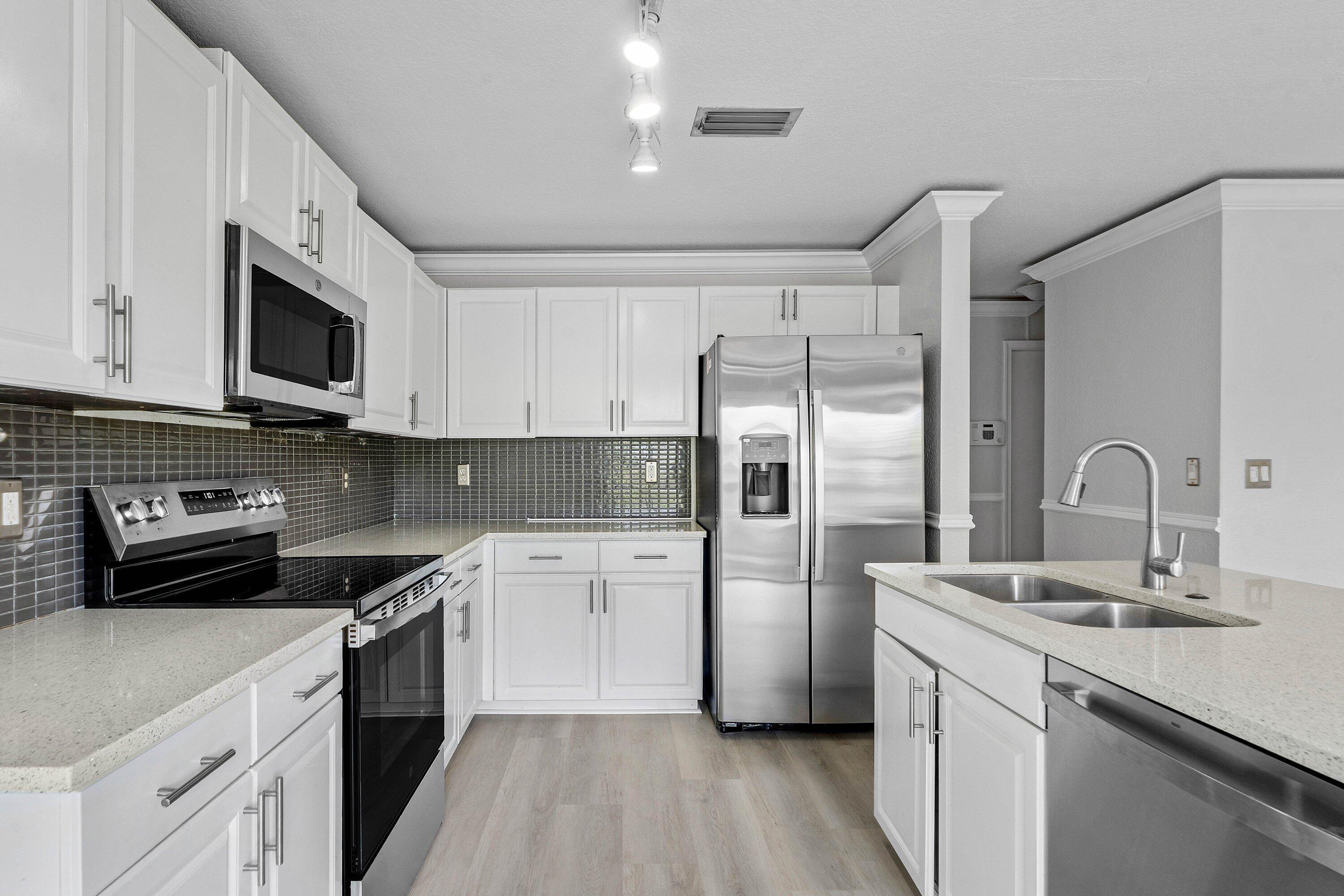 LIBERTY BAY - Residential