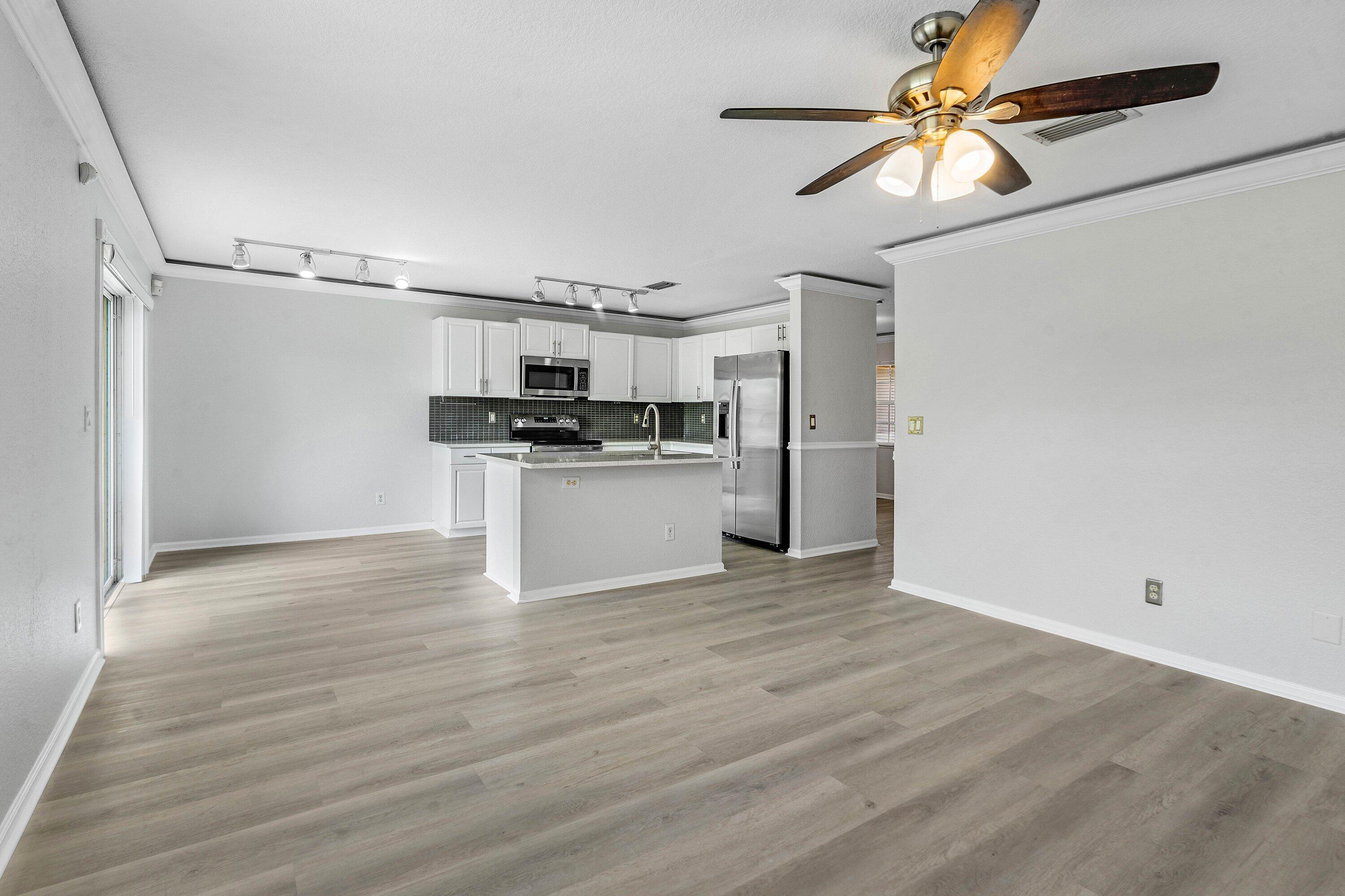 LIBERTY BAY - Residential