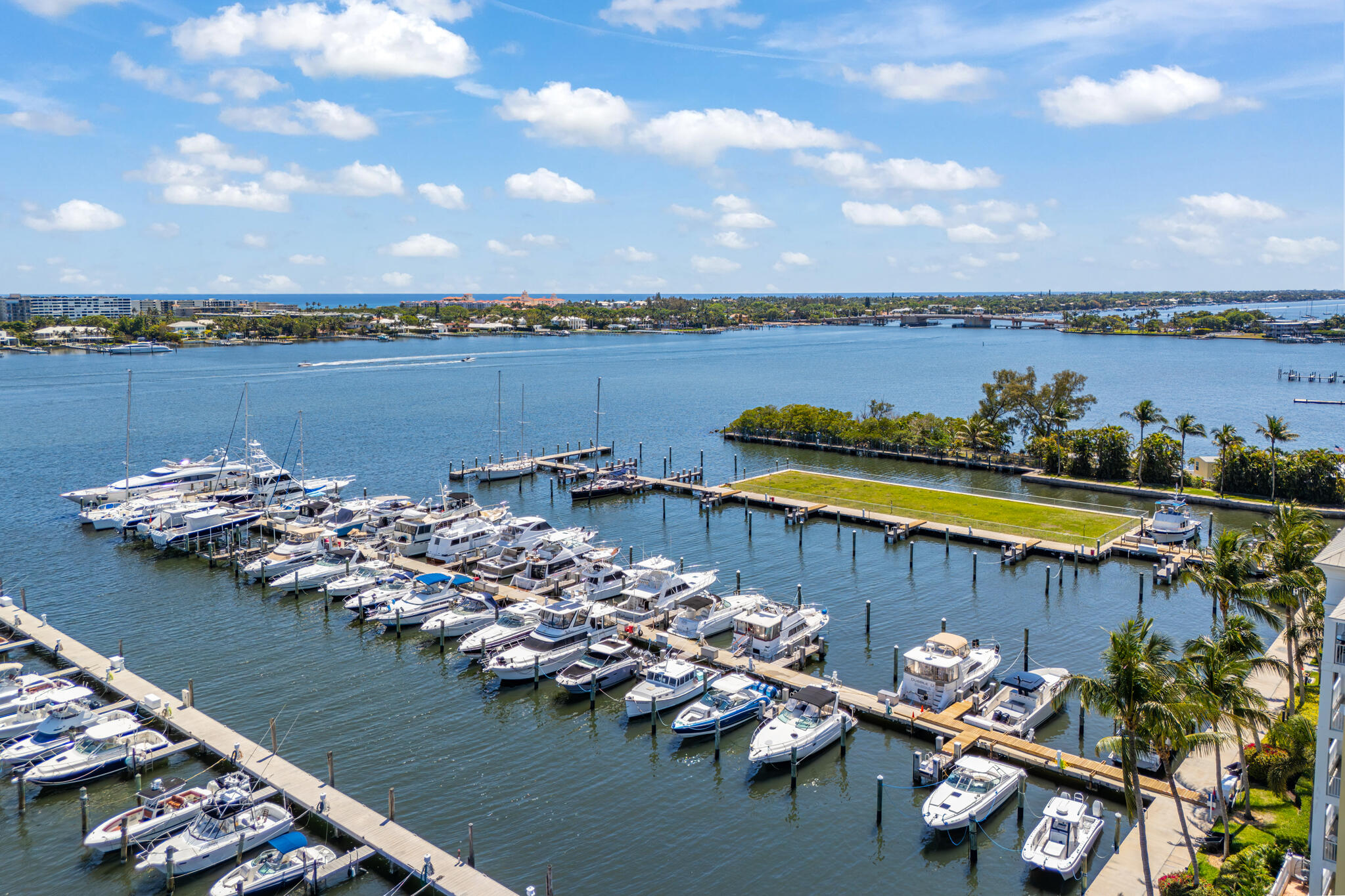 MOORINGS AT LANTANA CONDO 3 - Residential