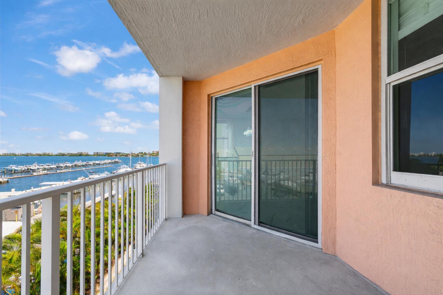 MOORINGS AT LANTANA CONDO 3 - Residential