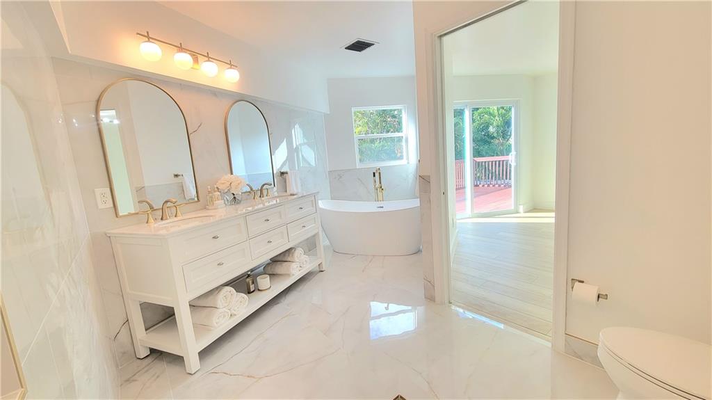 Cobblers Village 86-11 B - Residential