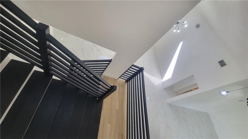 Cobblers Village 86-11 B - Residential
