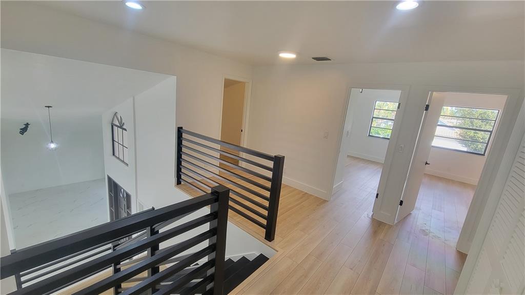 Cobblers Village 86-11 B - Residential