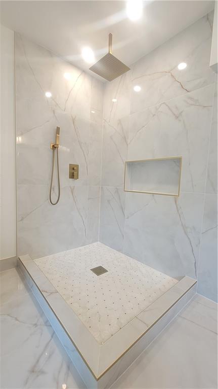 Cobblers Village 86-11 B - Residential