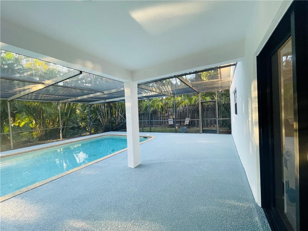 Cobblers Village 86-11 B - Residential