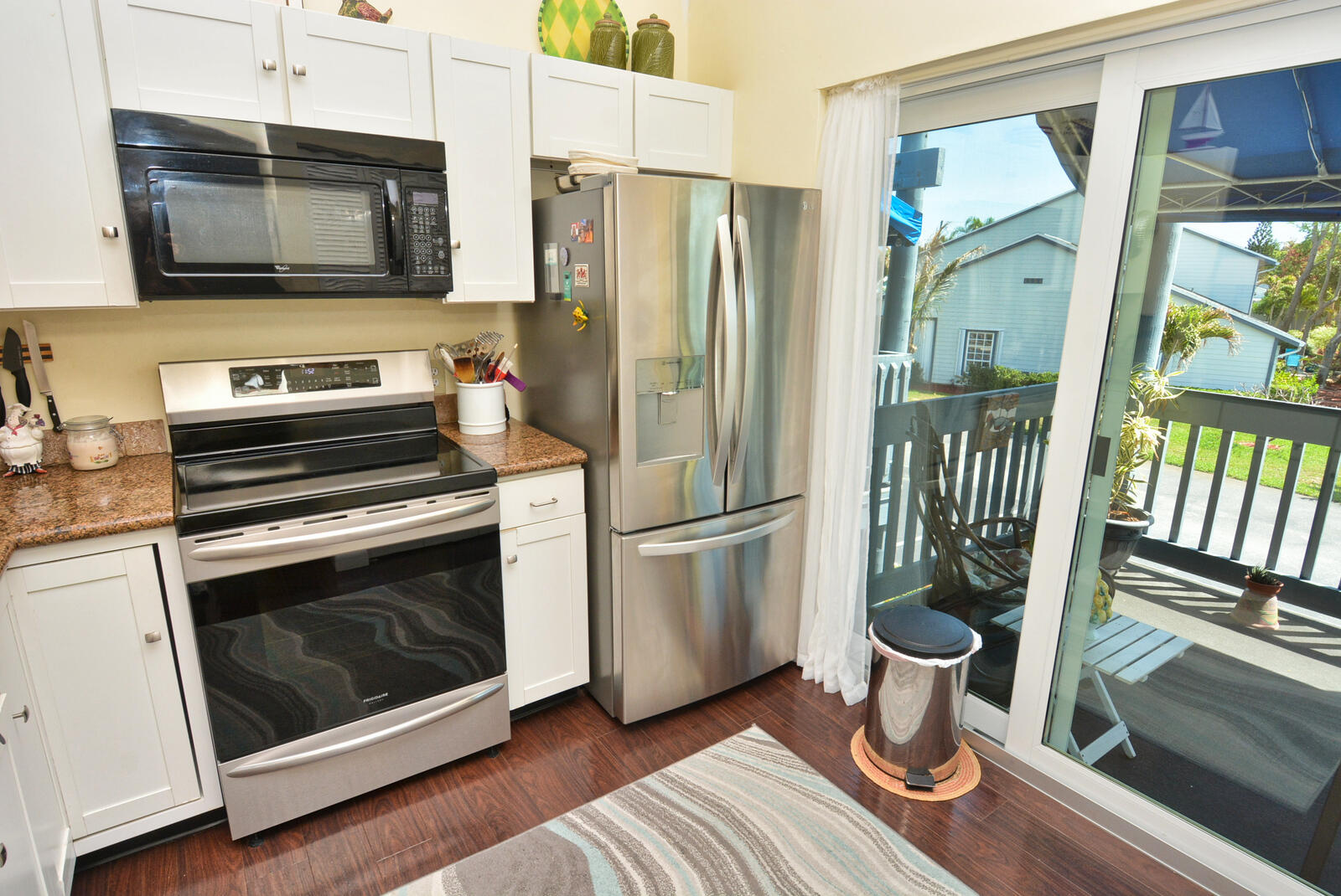 BEACON 21 CONDO SAILFISH - Residential